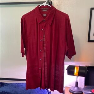 Tiger Woods Men's Red Short Sleeve Shirt M